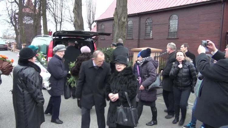 2016-02-18pogrzeb.mp4