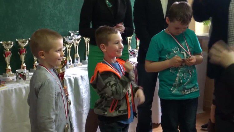 2016-04-11szachy.mp4