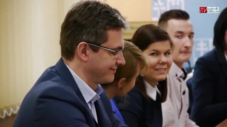 2016-04-12dotacje.mp4