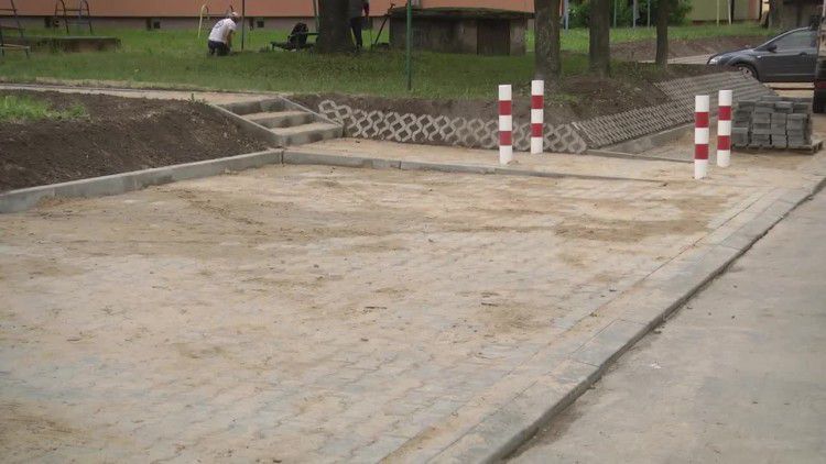 2016-06-10parking.mp4