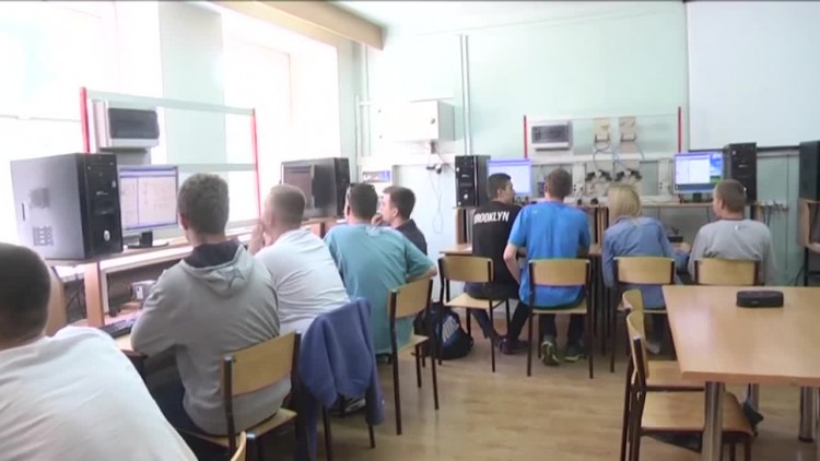 2016-08-10internet.mp4