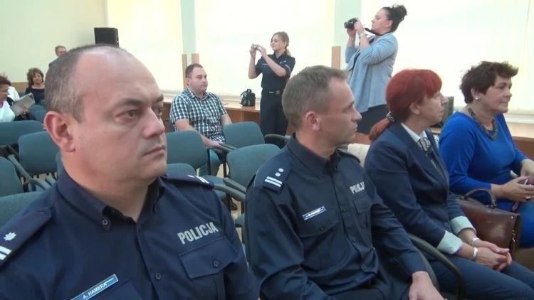 2016-10-05dopalacze.mp4