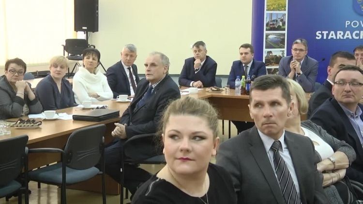 2017-01-23_ekon_spol_ok.mp4