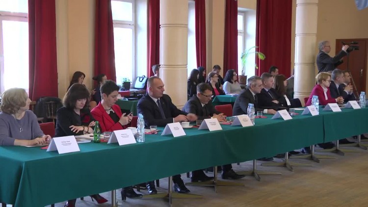 2017-02-27sesjarm.mp4