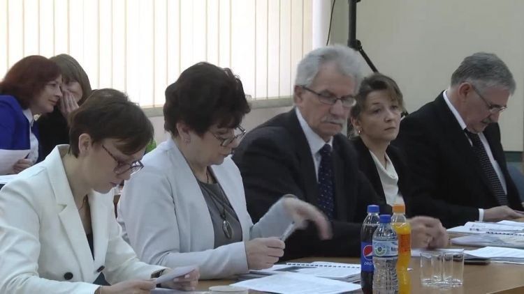 2017-04-06sesjarpok.mp4