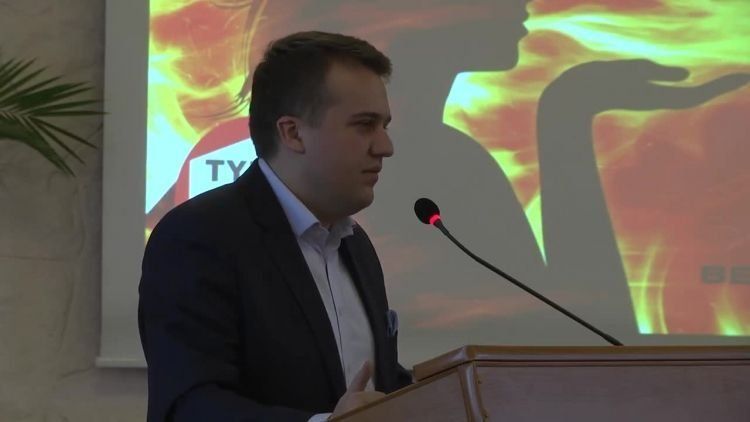 2017-05-05sesjarm.mp4