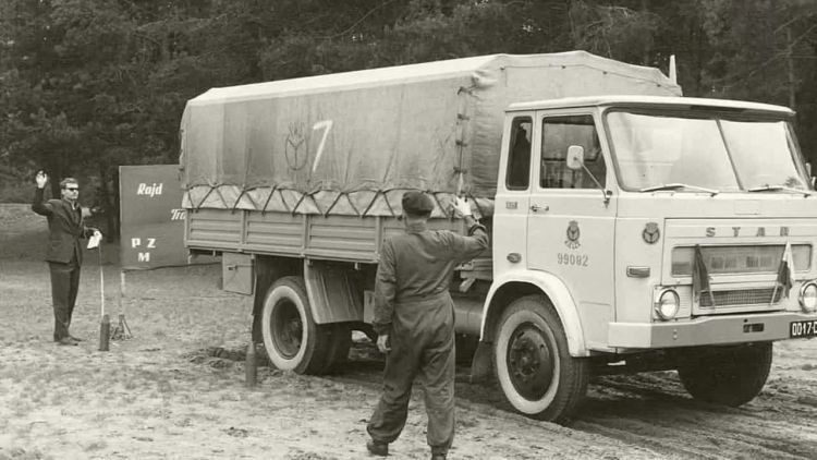 2017-08-07zlot_pojazdow.mp4