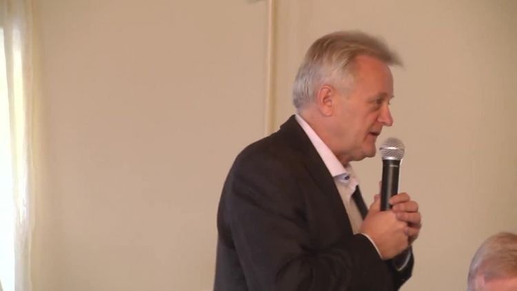 2017-10-02sesjarm.mp4