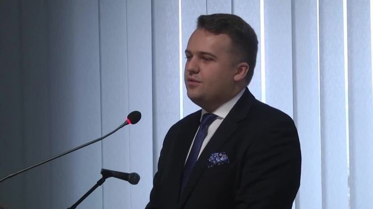 2017-10-30sesjarm.mp4