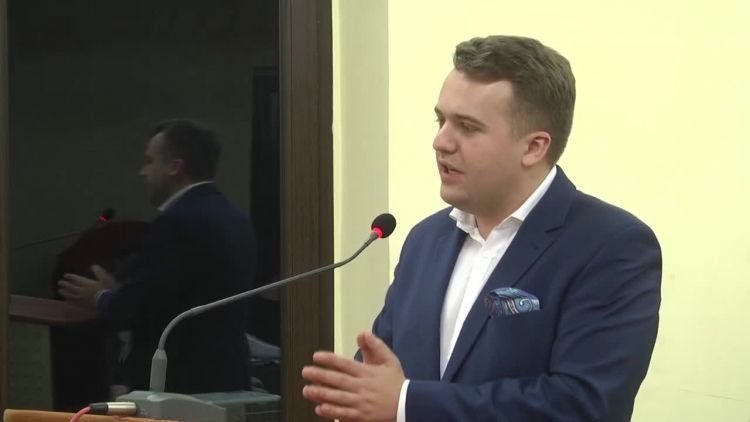 2017-12-12sesjarm.mp4