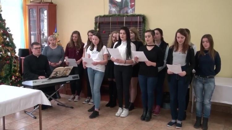 2017-12-12wigiliaamazonek.mp4