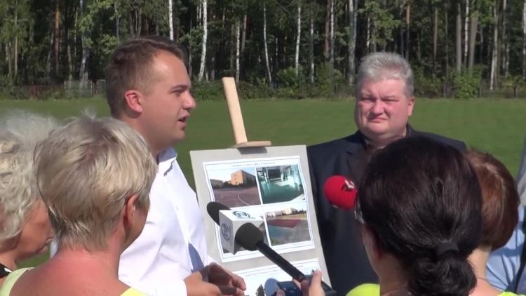 2018-09-21materekozsznr3.mp4