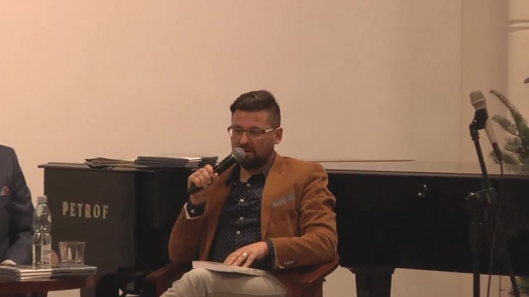 2018-12-21liderzy_6z91kxon44gz_.mp4