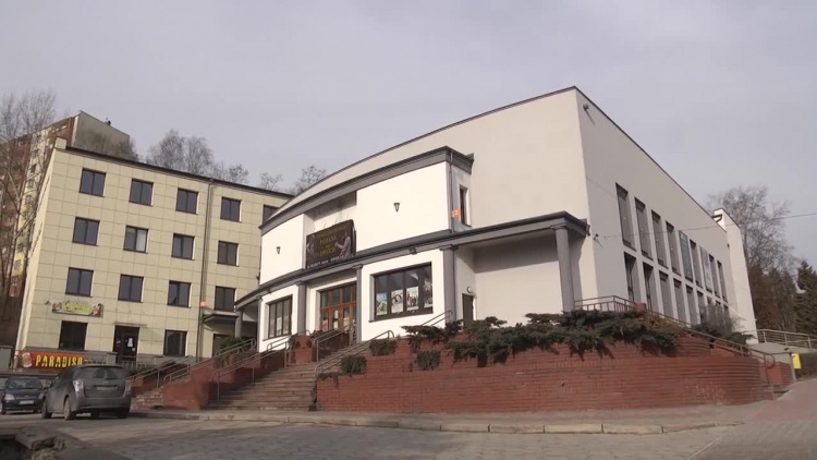 2018-12-31ksiazki_6z91kxon44gz_.mp4