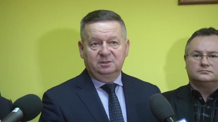 2019-01-02posel_6z91kxon44gz_.mp4