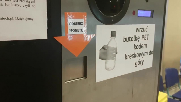 2019-04-19butelkomat.mp4