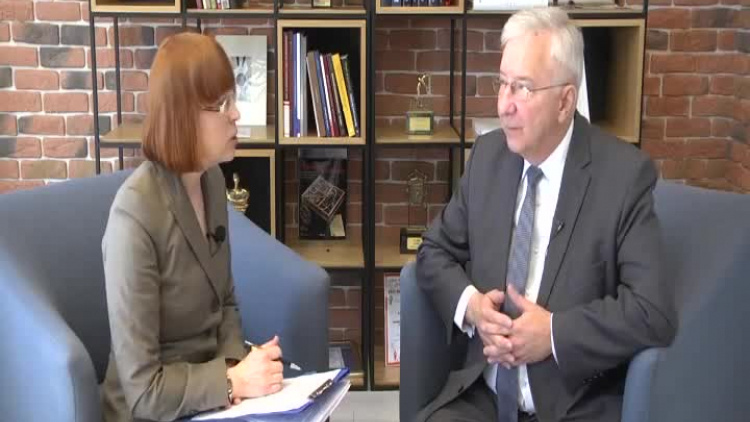 2019-05-07posel_sd.mp4