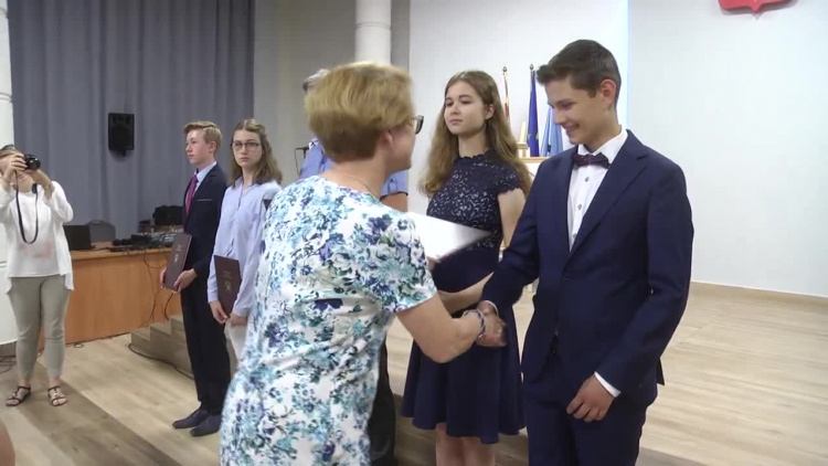 2019-06-19rokszkolny.mp4