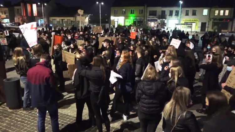 2020-10-29protest.mp4