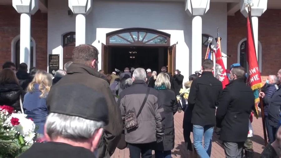 2021-04-07pogrzeb.mp4