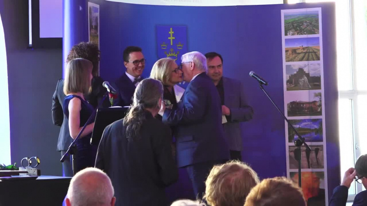 2021-09-06zelaznepierscienie.mp4