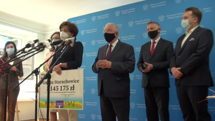 2021-09-20niepelnos.mp4