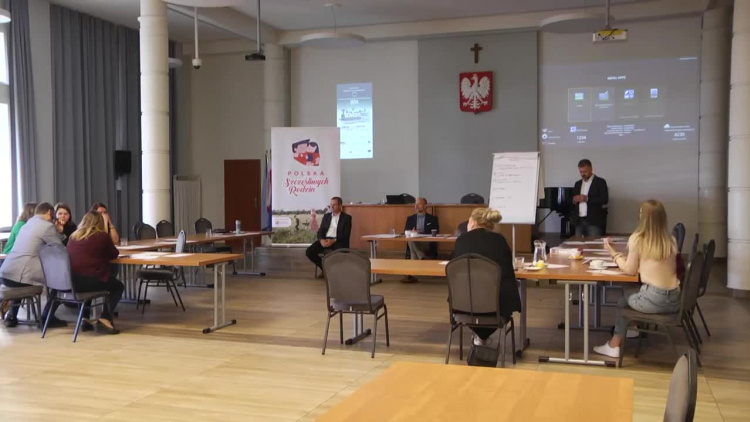 2021-10-08rodzina-1.mp4