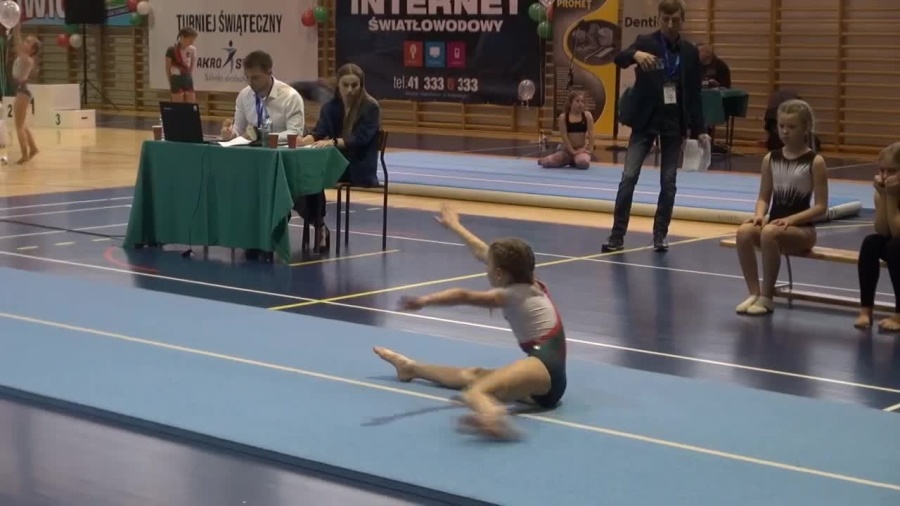 2021-12-13-akrobacje.mp4