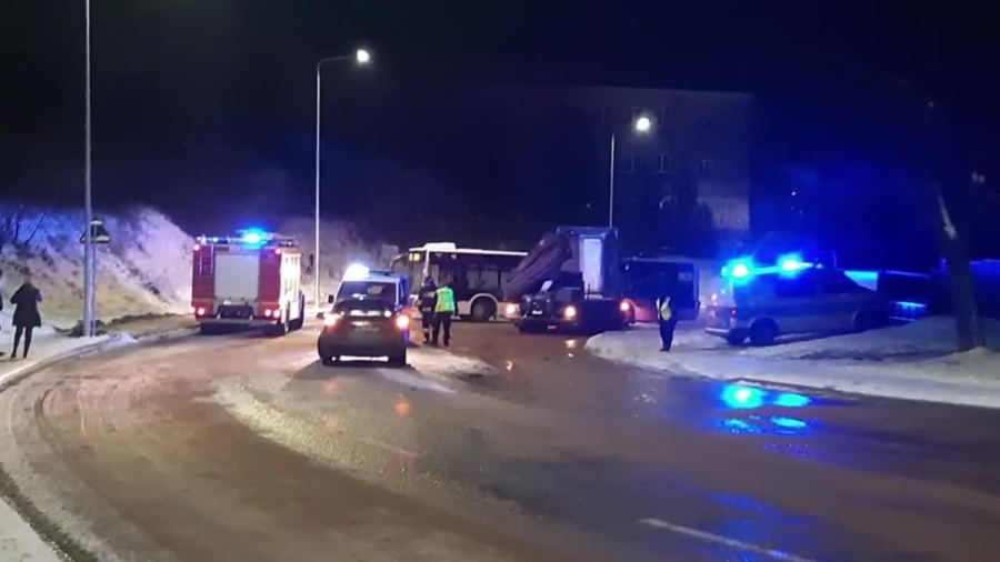 2021-12-22kolizja-armii-kr.mp4