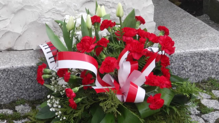 2022-04-11wojtyszek.mp4