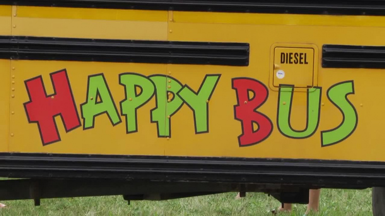 2022-08-08happybus.mp4
