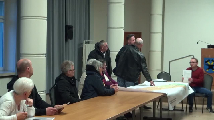 2023-03-22-dyskusja.mp4