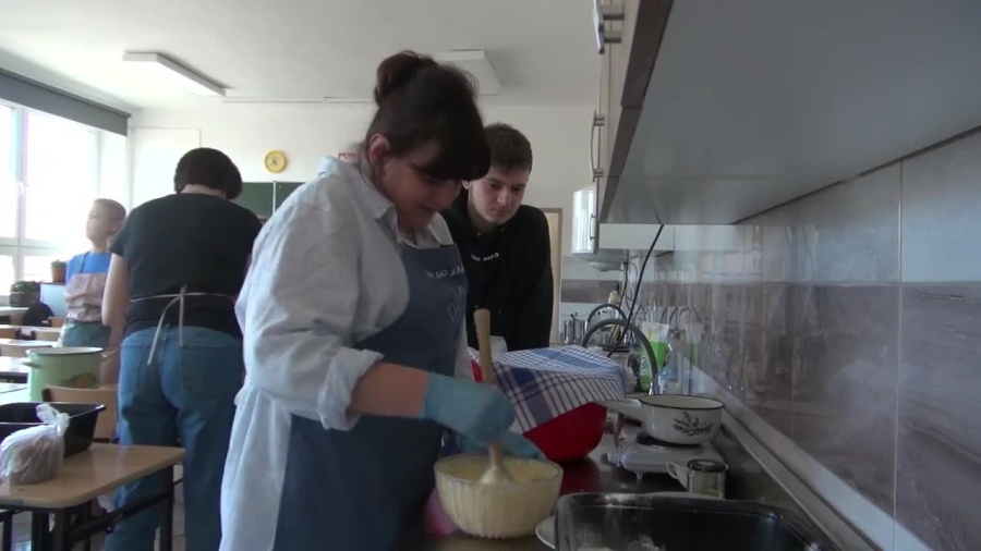 2023-03-31-zsz-nr-3-gotowanie.mp4