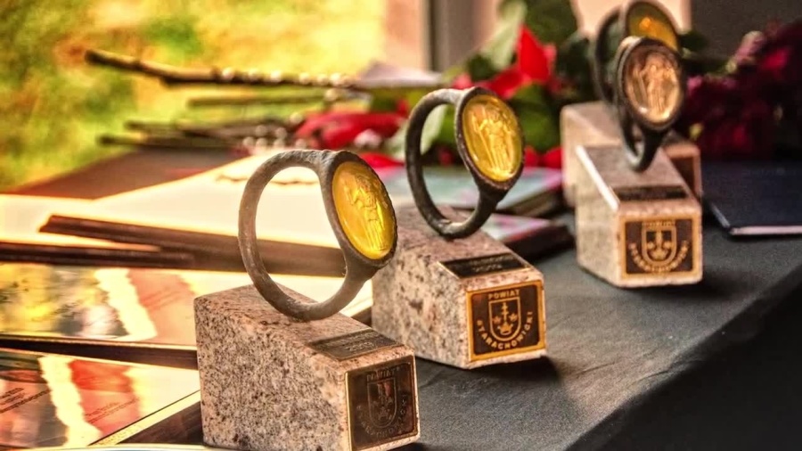 2023-04-07-zelazny-pierscien.mp4