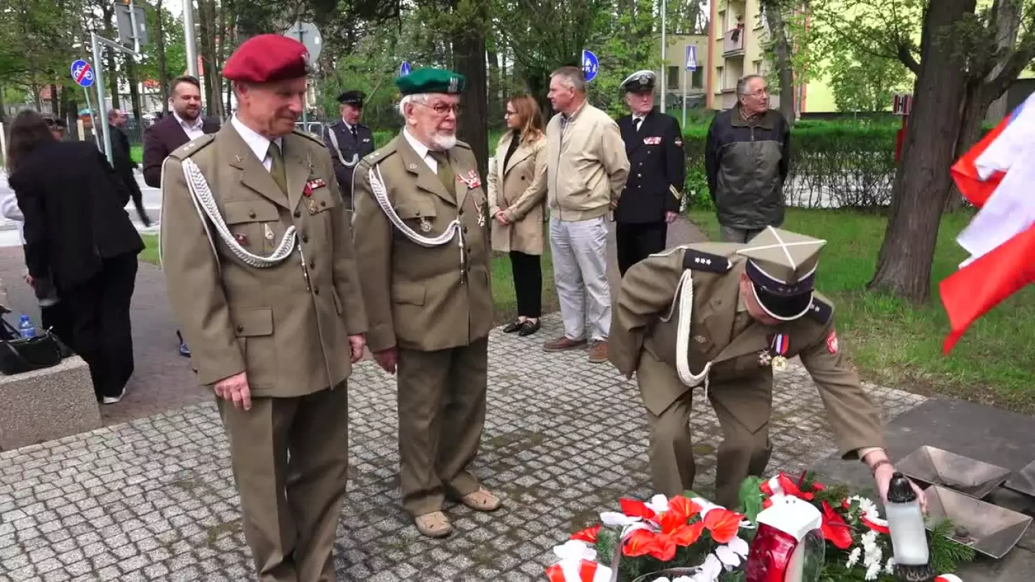 2023-05-08-pomnik.mp4