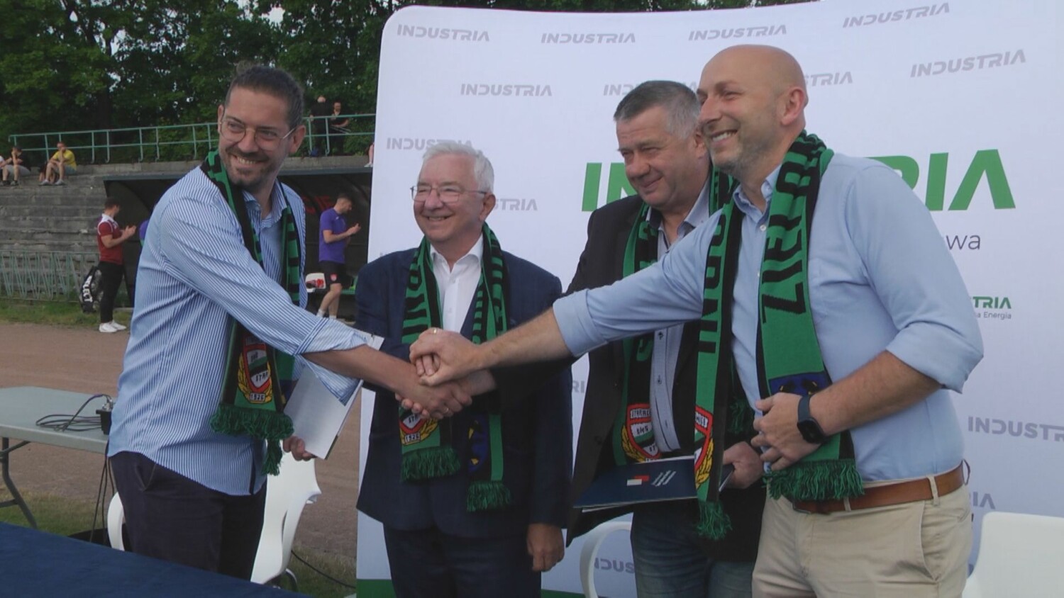 2023-06-12-star-umowa.mp4