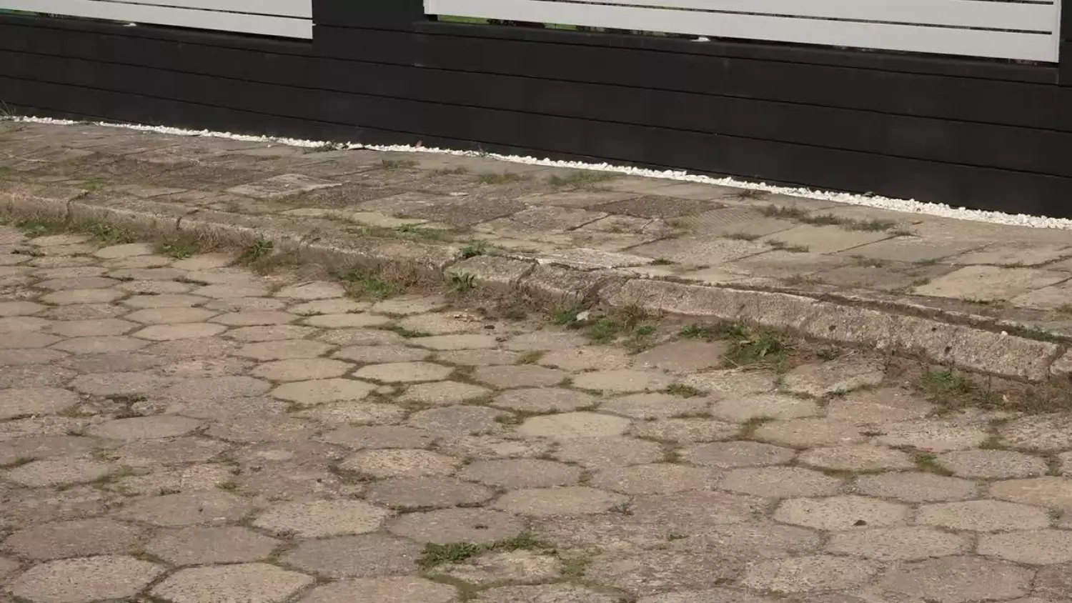 2023-10-09drogi-materek.mp4