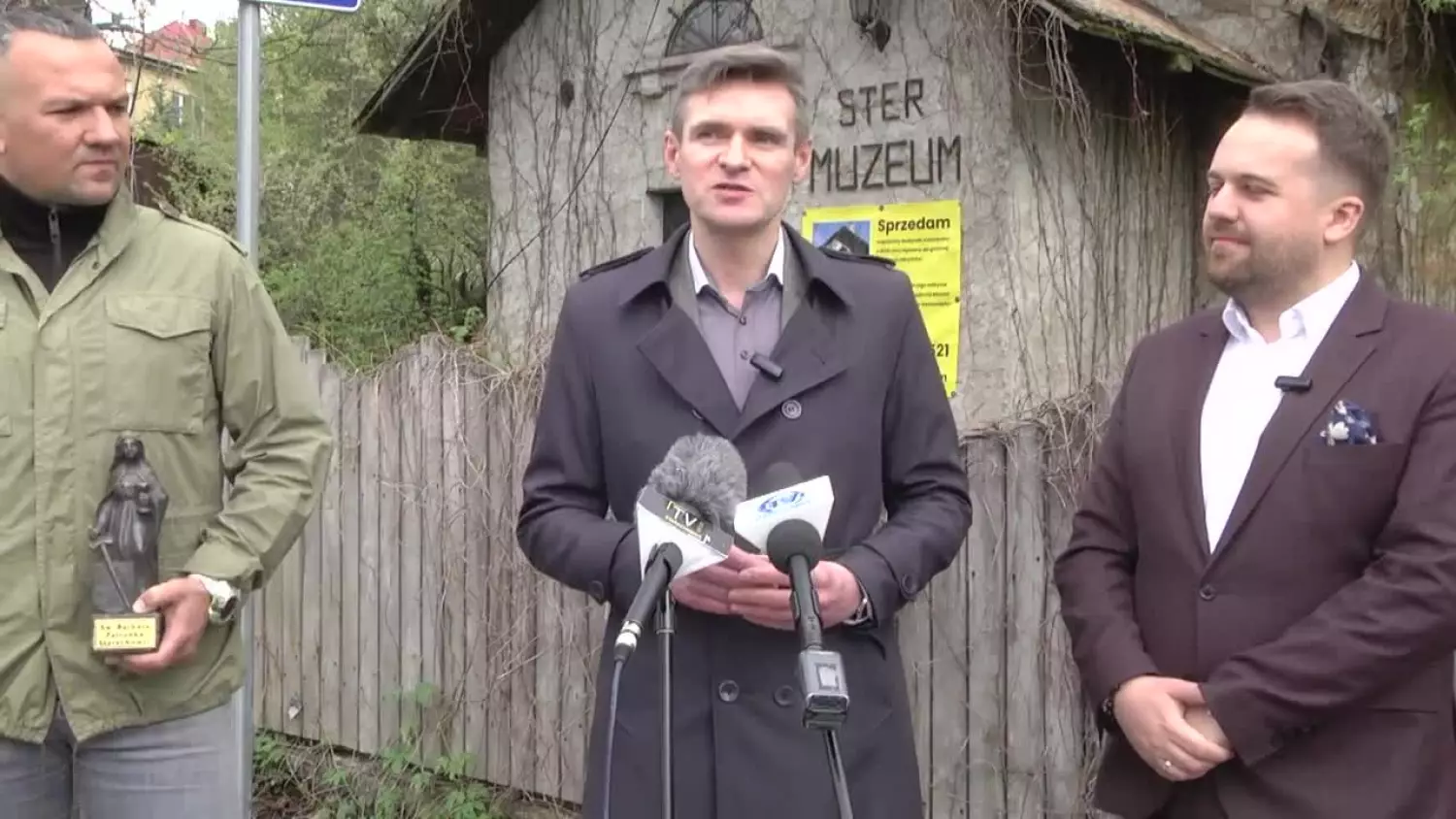 2024-04-09-laweczka.mp4