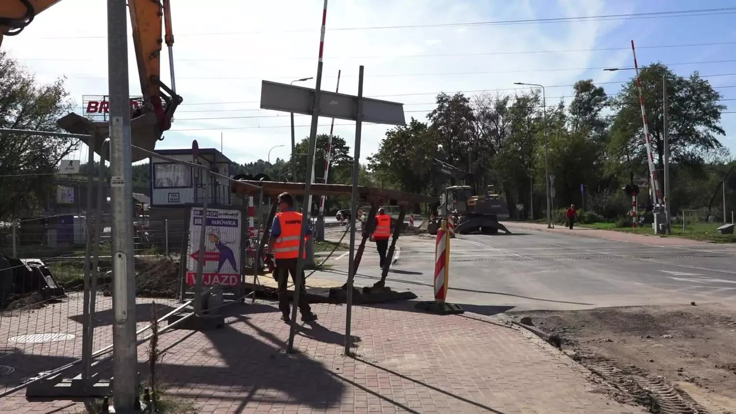 2024-09-25-zamkniety-przejazd.mp4