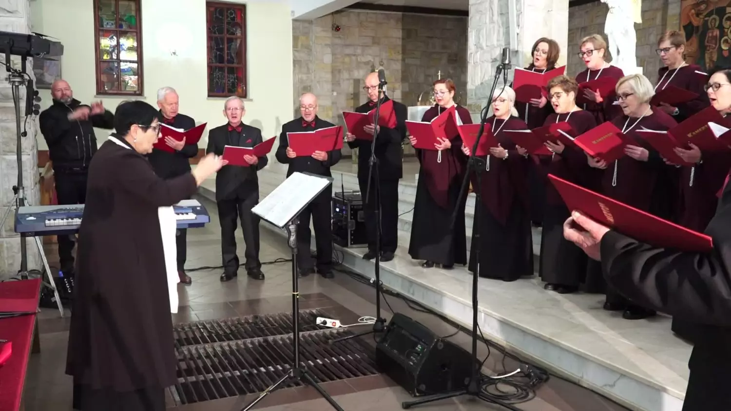 2024-10-21-chor-2e1ae6e.mp4