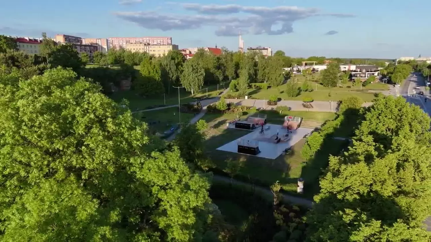 2025-05-23-skatpark.mp4