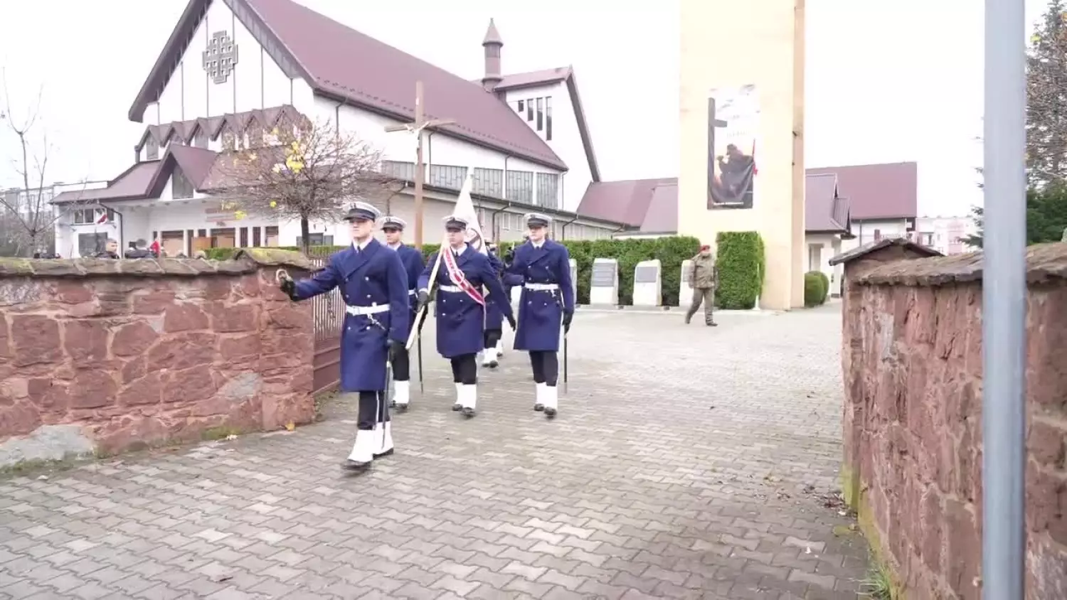 2025-11-12-niepodleglosc.mp4