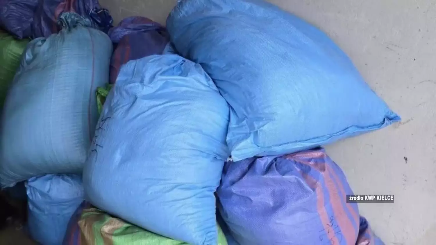 2025-11-18-policja.mp4