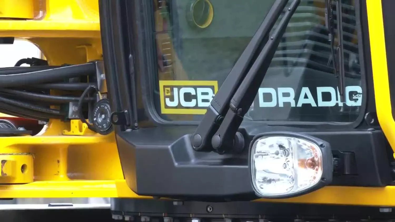 2025-12-12-koparka.mp4